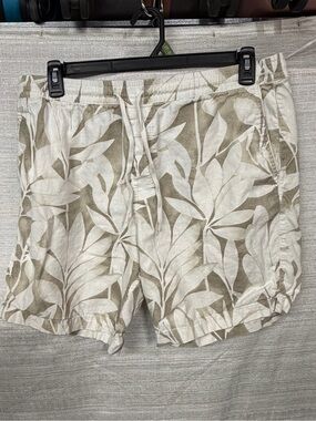 Express Men's Leaf-Print Drawstring Shorts - Cream & Tan